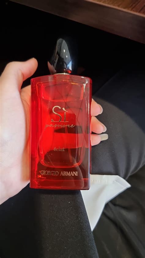 eclat perfume fake